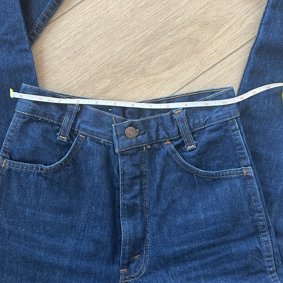 Incredible Vintage 1970’s Orange tab Levi’s 28x32, True Fit size 00 or 24 - Picture 4 of 10